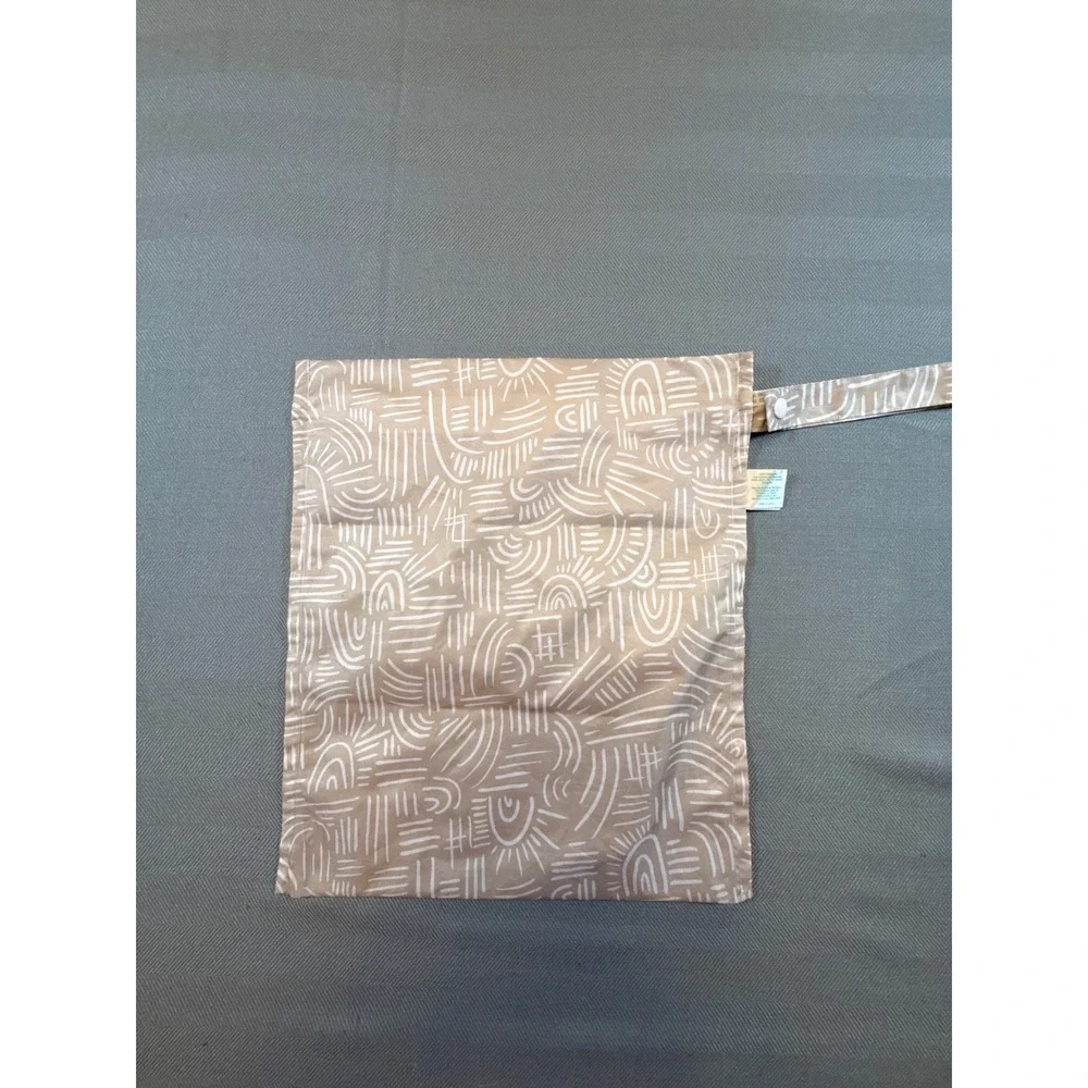 Bumkins Wet Bag Small Reusable Waterproof Pouch Tan Abstract Line Print Zipper
